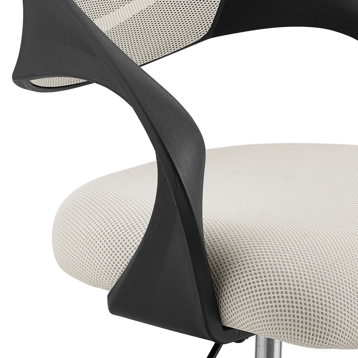 Contoured Mesh Chair