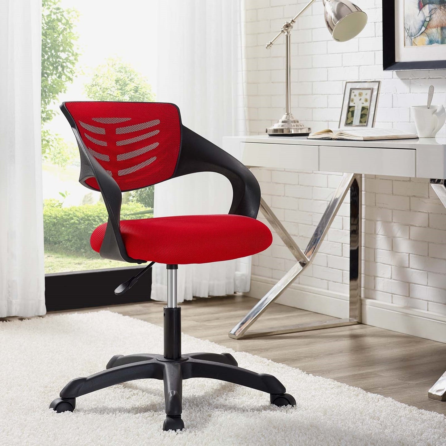 Contoured Mesh Chair