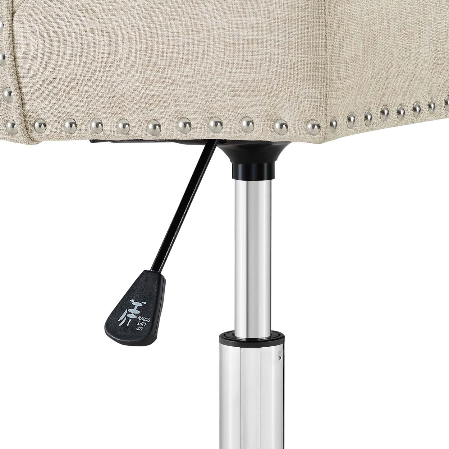 Duke Tufted Chair