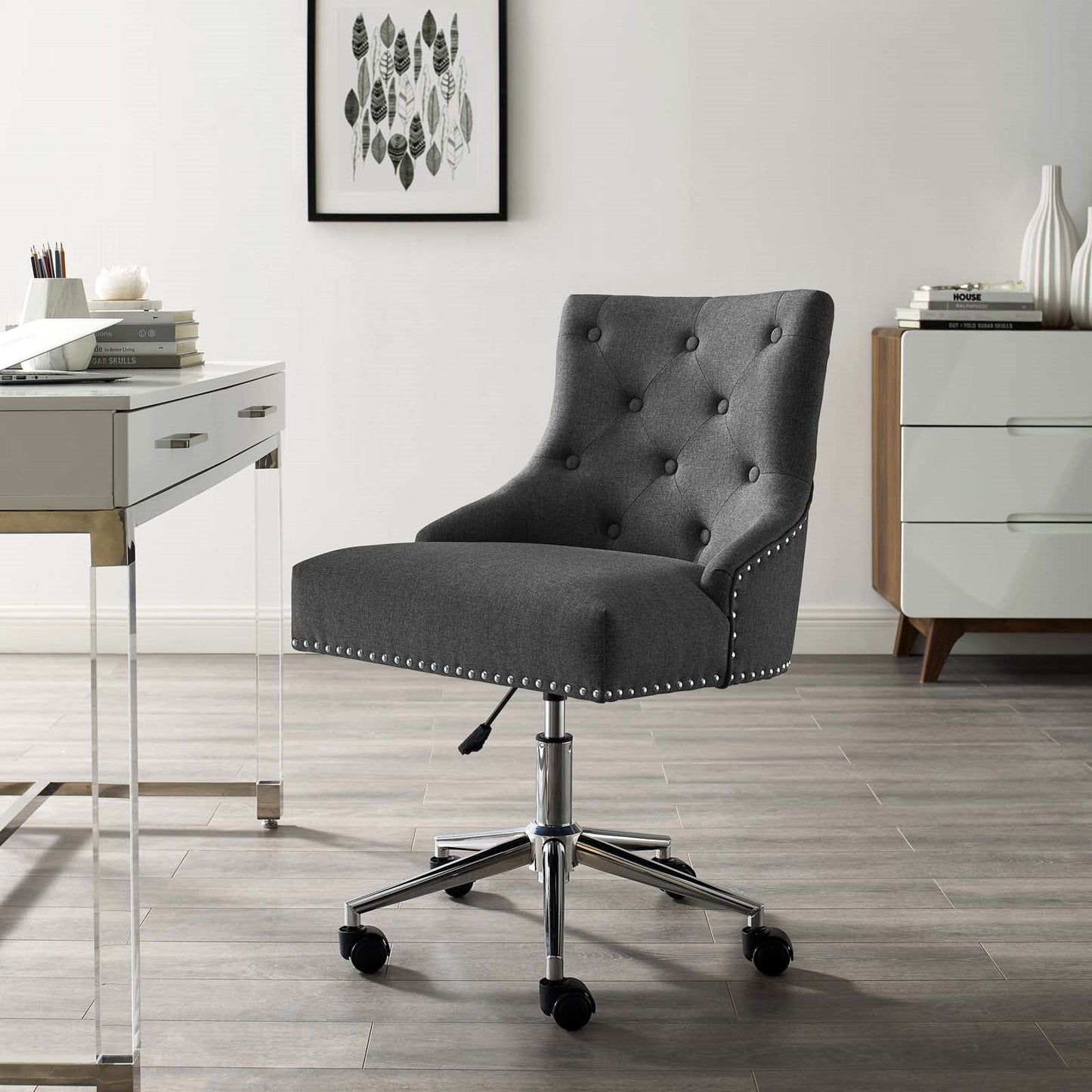 Duke Tufted Chair