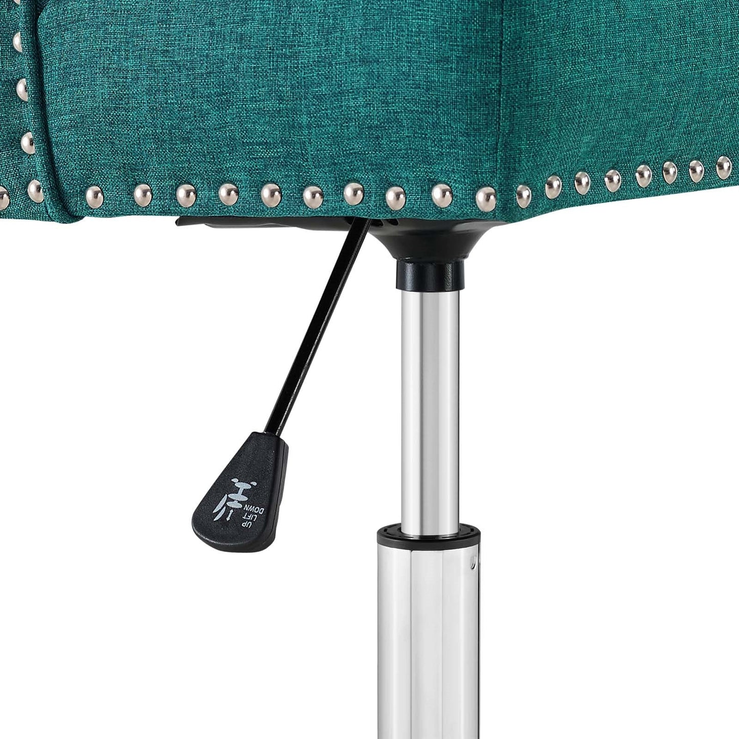 Duke Tufted Chair