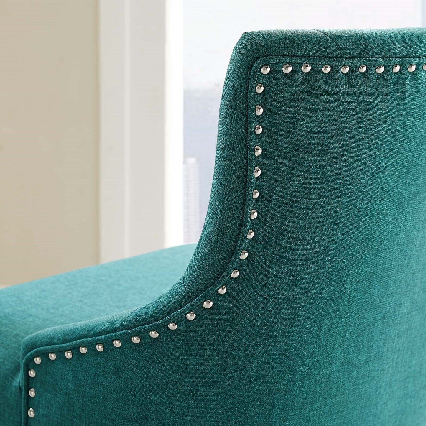 Duke Tufted Chair